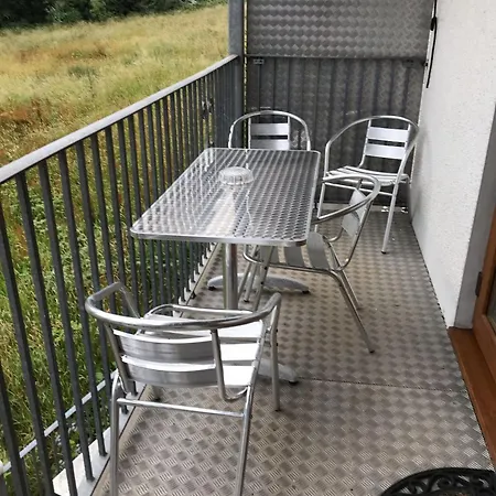Guest house In - Bluebell With Separate Lounge Area *